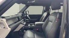 Land Rover Defender 3.0 D250 X-Dynamic SE 90 3dr Auto Diesel Estate